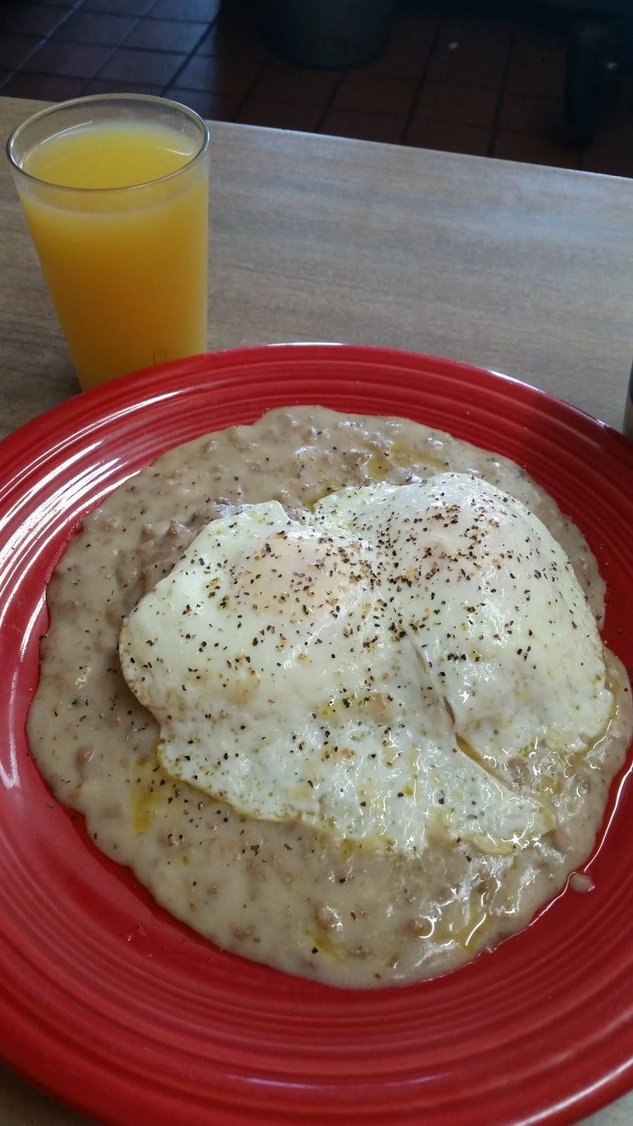 Marys Diner | restaurant | 3450 E 93rd St, Cleveland, OH 44104, USA | 2168835750 OR +1 216-883-5750