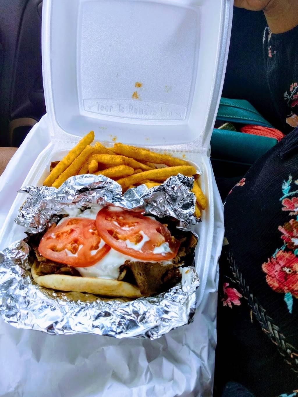 Jordans Fish, Chicken & Gyros | meal takeaway | 7534 Shadeland Ave, Indianapolis, IN 46250, USA | 3175791400 OR +1 317-579-1400