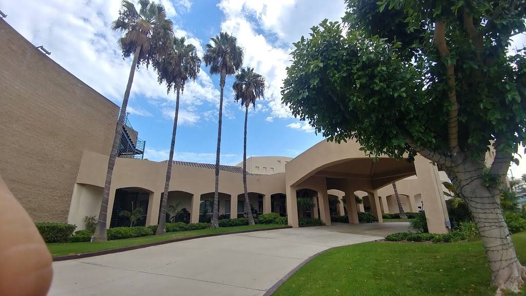 Grand Long Beach Events Center | restaurant | 4101 E Willow St, Long Beach, CA 90815, USA | 5624260555 OR +1 562-426-0555