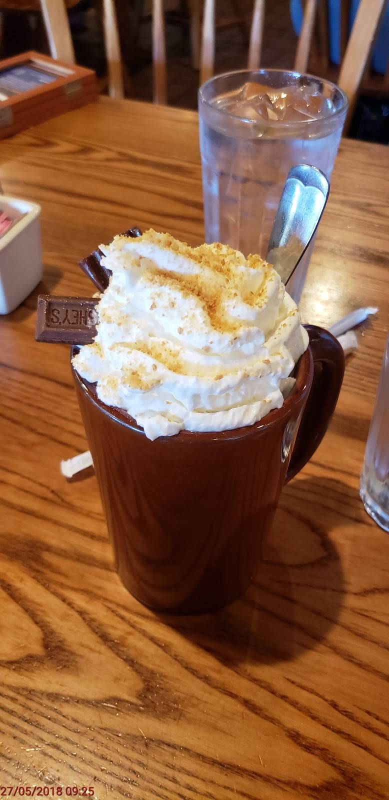 Cracker Barrel Old Country Store | restaurant | 2697 Highwood Blvd, Smyrna, TN 37167, USA | 6152201400 OR +1 615-220-1400