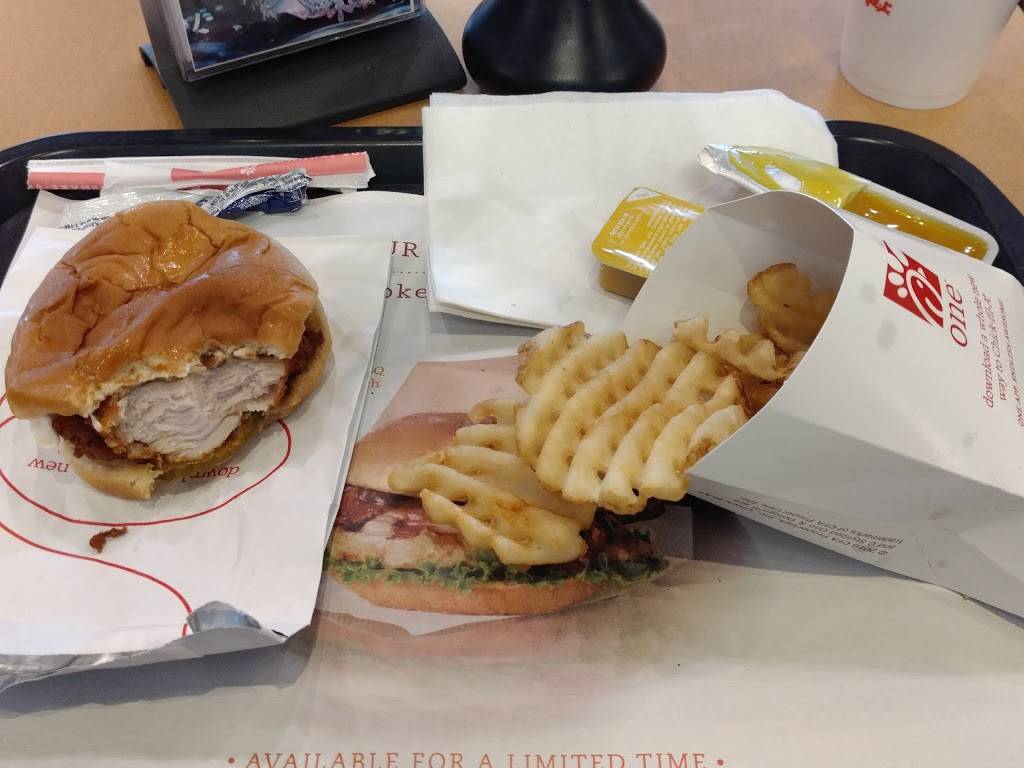 Chick-fil-A Homberg Drive | restaurant | 4944 Kingston Pike, Knoxville, TN 37919, USA | 8653300044 OR +1 865-330-0044