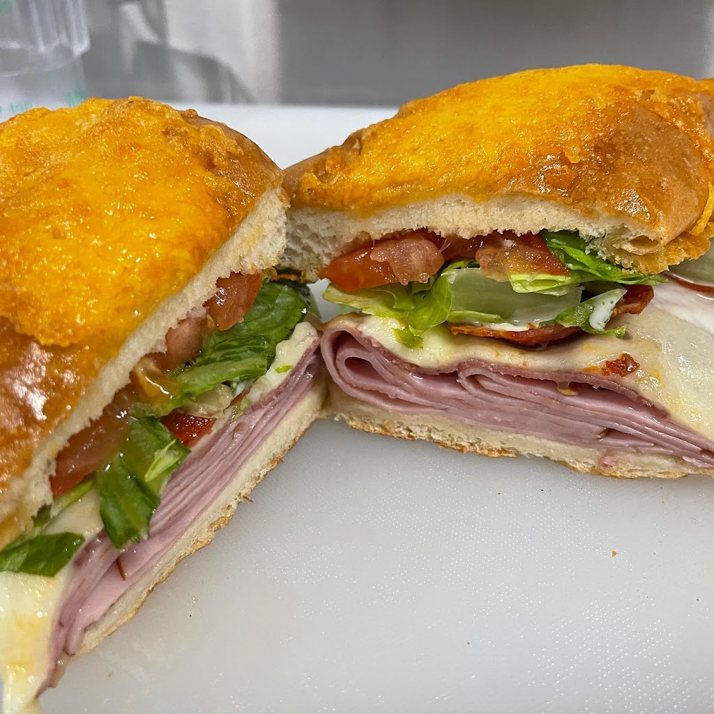 PIZZA BOX | restaurant | 201 W Del Mar Blvd Suite 1D, Laredo, TX 78041, USA | 9565683132 OR +1 956-568-3132