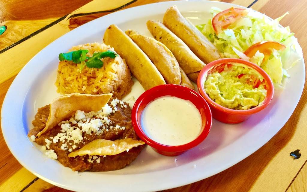 Cafe Del Sol & Tortilleria Del Sol | restaurant | 5320 Doniphan Dr suite d, El Paso, TX 79932, USA | 9153461888 OR +1 915-346-1888