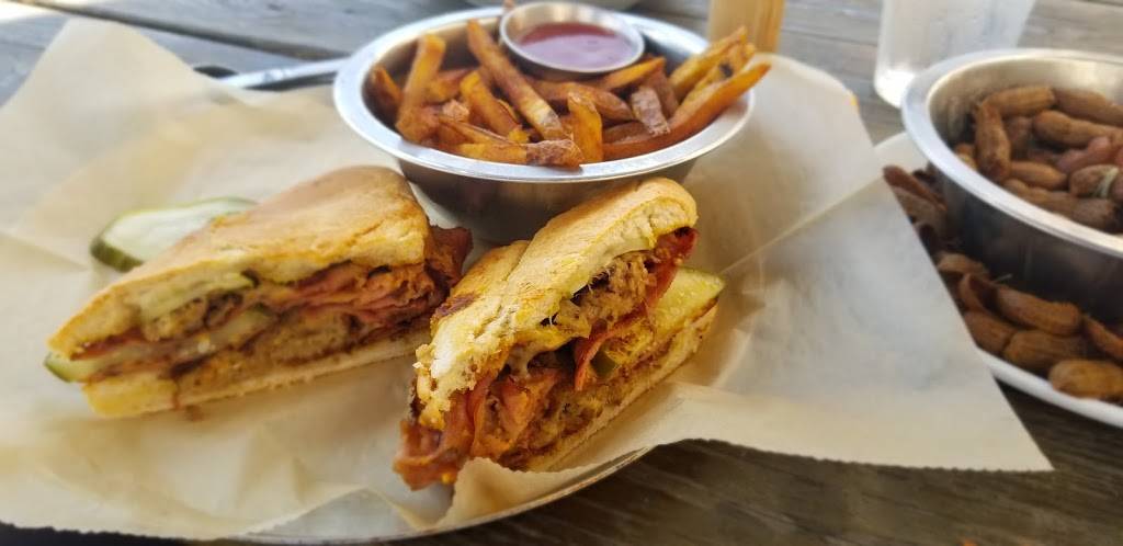 The Hive | restaurant | 215 10th St, Augusta, GA 30901, USA | 7068363661 OR +1 706-836-3661