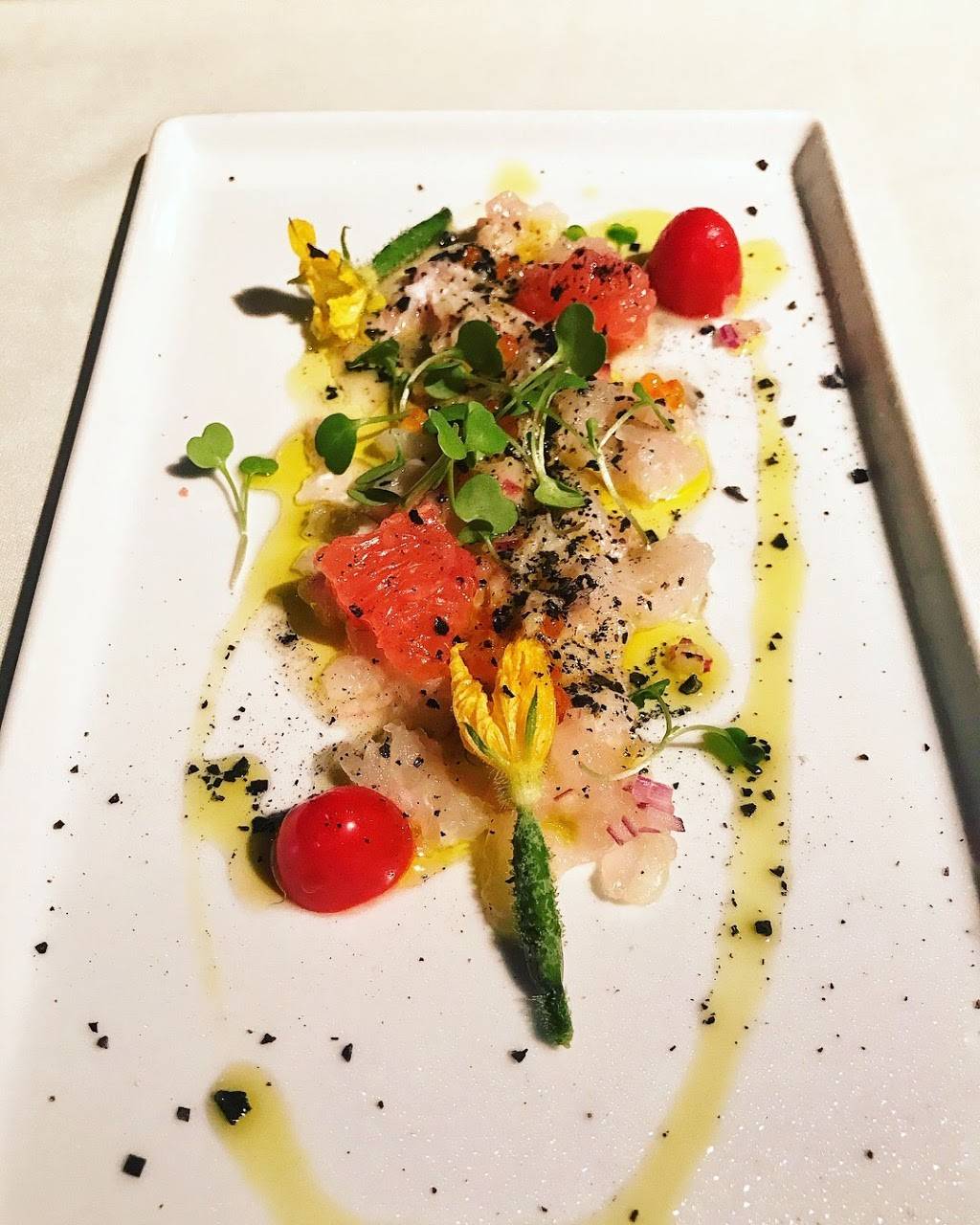 Revolver Taco Lounge | restaurant | 2701 Main St, Dallas, TX 75226, USA | 2142727163 OR +1 214-272-7163