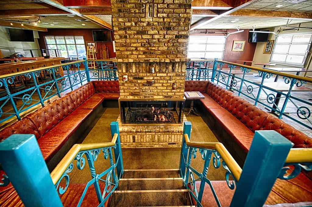 Ellas Public House | restaurant | W325S1767 Mickle Rd, Delafield, WI 53018, USA | 2622014545 OR +1 262-201-4545