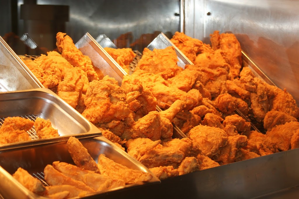 Chicken Country | restaurant | 1922 W Main St, Jacksonville, AR 72076, USA | 5019822424 OR +1 501-982-2424