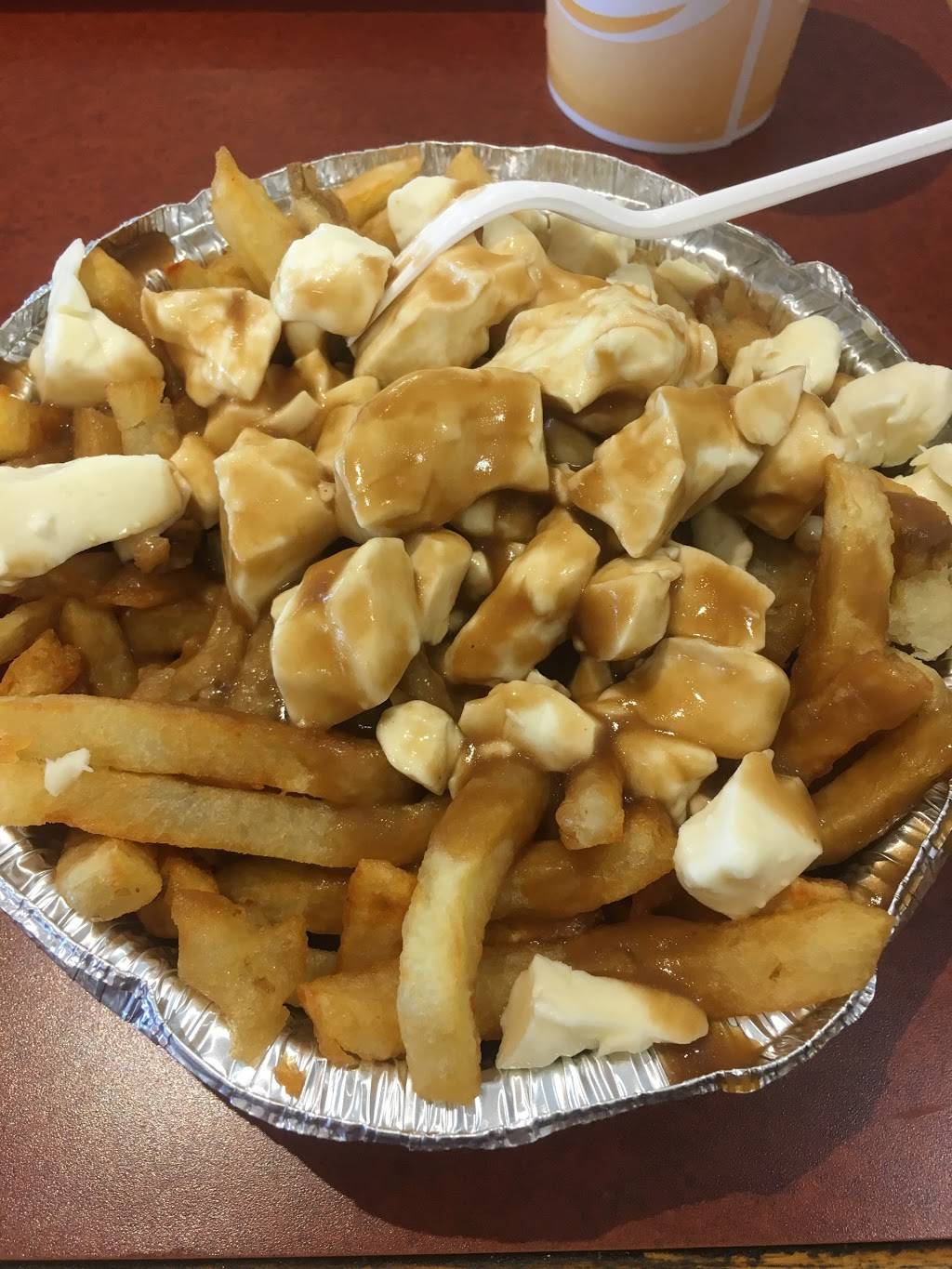 Chez Ashton | restaurant | 8585 Boulevard Lacroix, Saint-Georges, QC G5Y 5L6, Canada | 4182275205 OR +1 418-227-5205