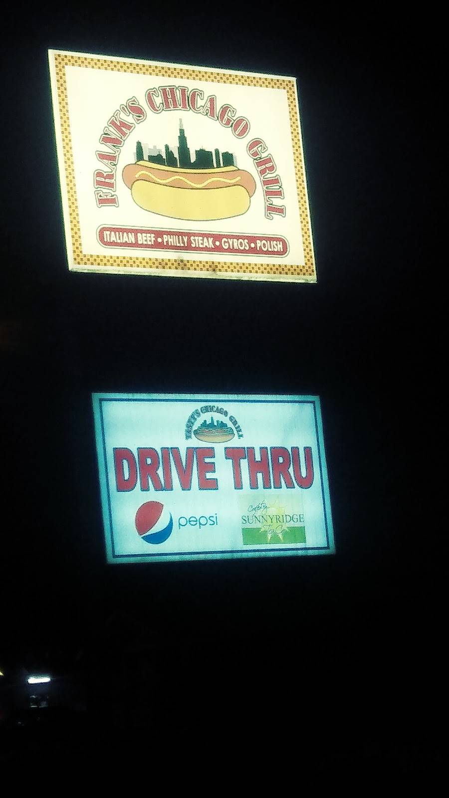 Franks Chicago Grille | restaurant | 824 W Eldorado St, Decatur, IL 62522, USA | 2174226060 OR +1 217-422-6060