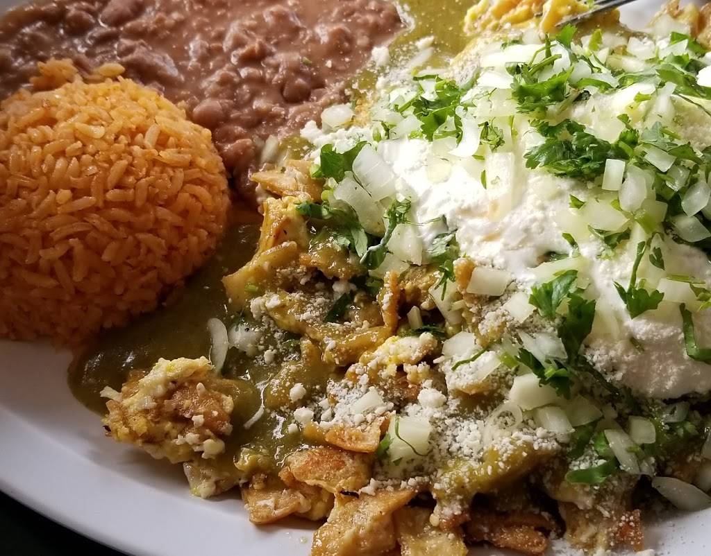 Los Arbolitos Mexican & Burgers | restaurant | 1708 S Mooney Blvd, Visalia, CA 93277, USA | 5597348226 OR +1 559-734-8226