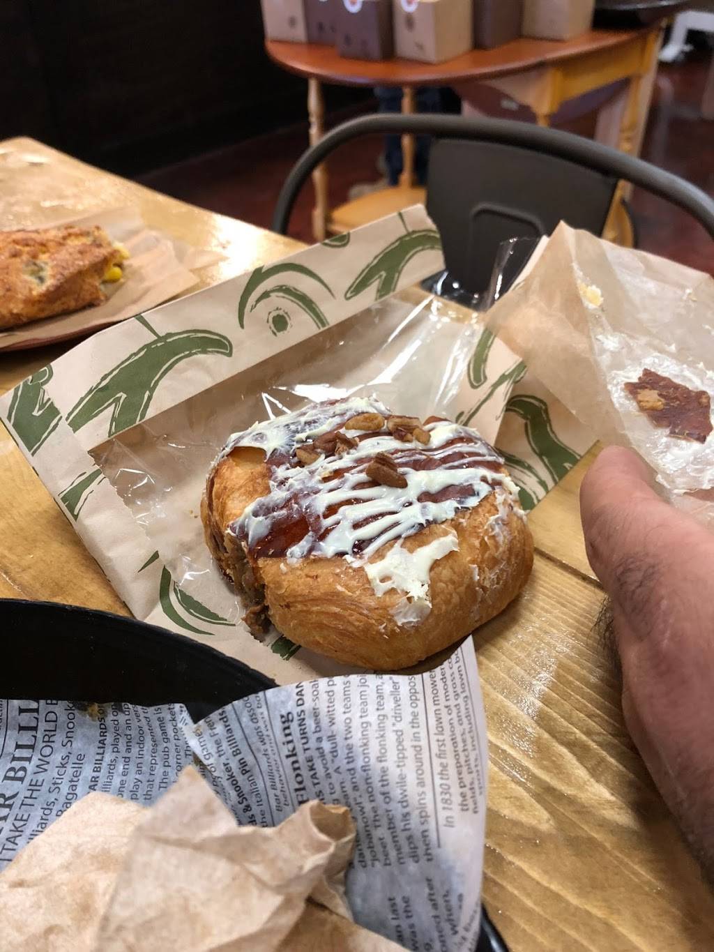 Pan Artesanal Bakery | bakery | 3724 W Fullerton Ave, Chicago, IL 60647, USA | 3122865265 OR +1 312-286-5265