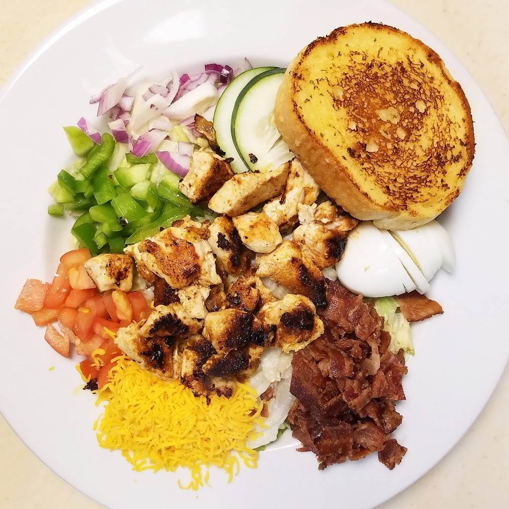 Old Town Family Restaurant | restaurant | 2107 Camanche Ave, Clinton, IA 52732, USA | 5632420130 OR +1 563-242-0130