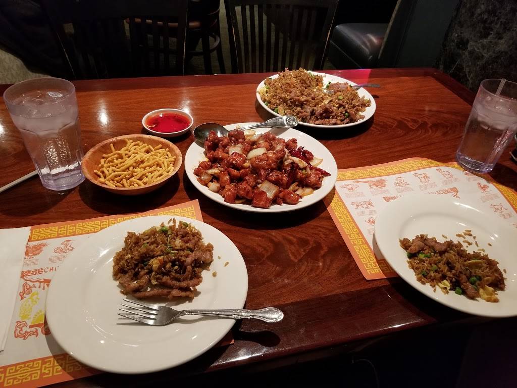 Moon Wok | restaurant | 23460 Cinema Dr, Santa Clarita, CA 91355, USA | 6612881898 OR +1 661-288-1898