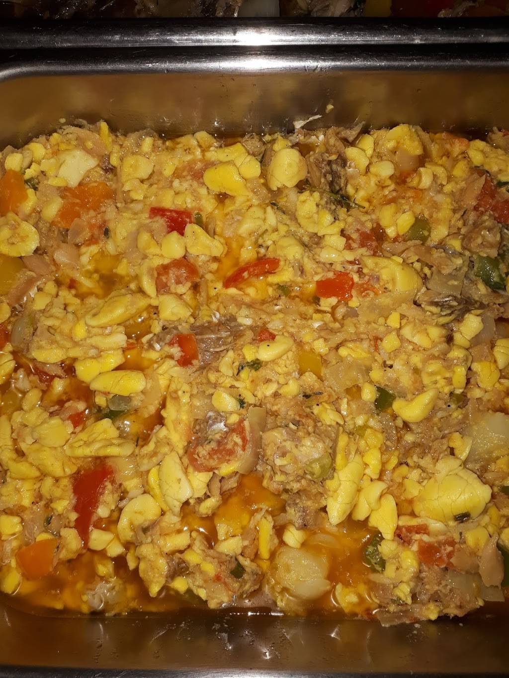 Moms "N" Paps | restaurant | 1173 Victoria Park Ave, Scarborough, ON M4B 2K5, Canada | 4162859776 OR +1 416-285-9776