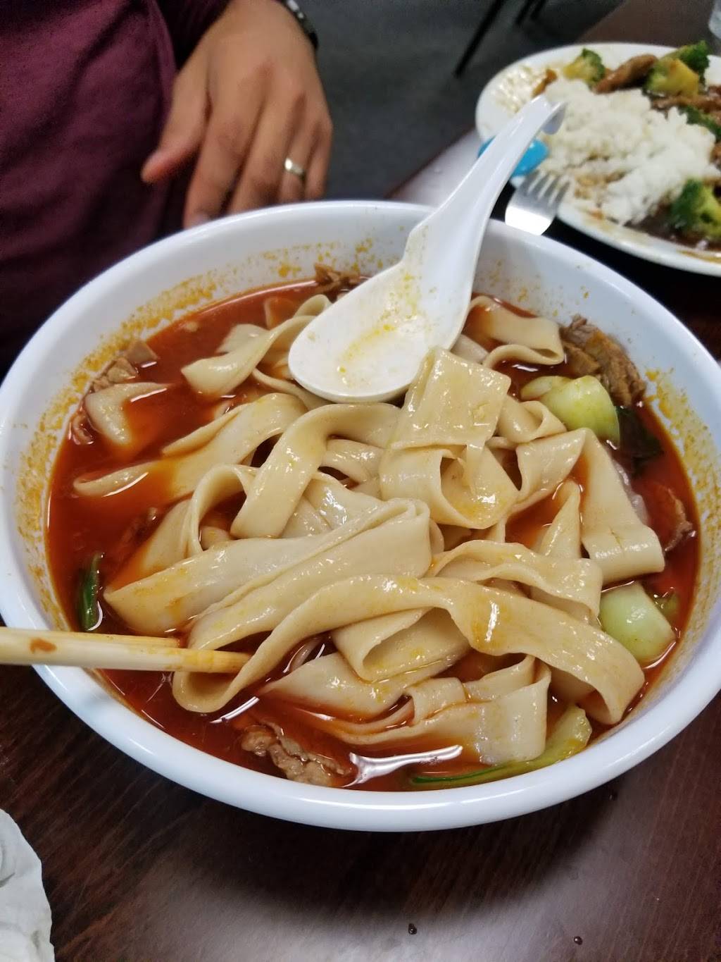 Kungfu Noodle | restaurant | 6733 Bandera Rd, Leon Valley, TX 78238, USA | 2104515586 OR +1 210-451-5586