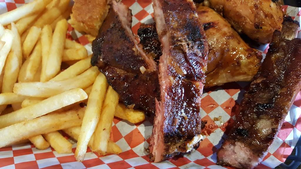 BBQ House Bar & Grill | meal takeaway | 5025 Newport Ave, San Diego, CA 92107, USA | 6192224311 OR +1 619-222-4311
