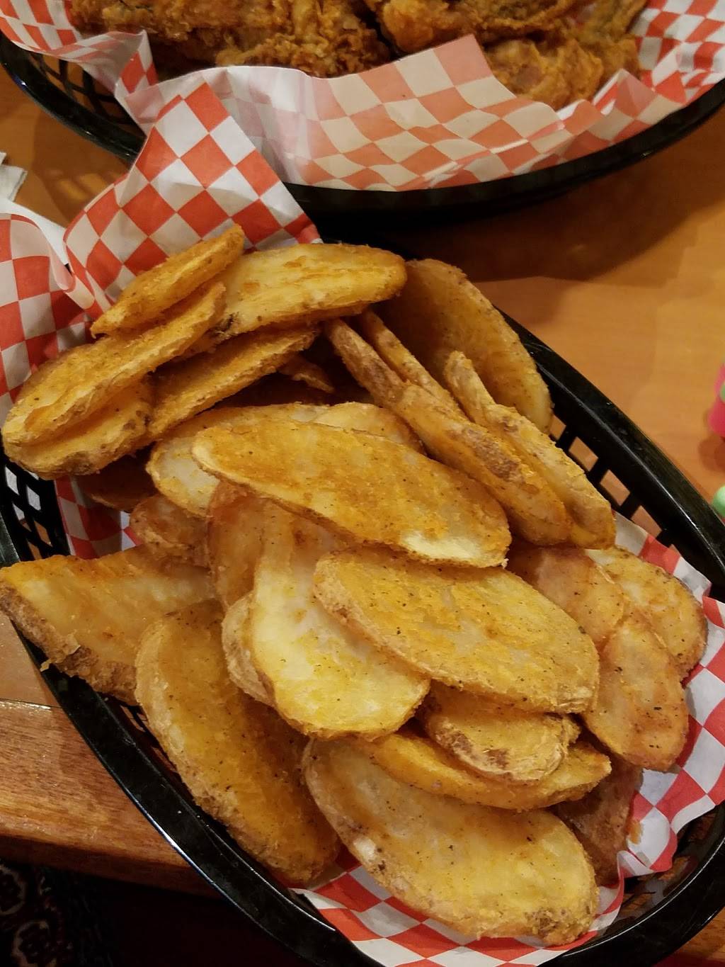 Shakeys Pizza Parlor | restaurant | 836 W Colton Ave, Redlands, CA 92374, USA | 9097935993 OR +1 909-793-5993