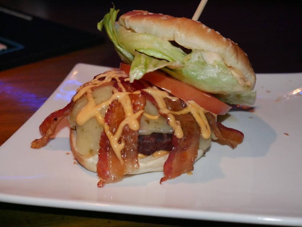 Brass Monkey Pubhouse | restaurant | 18511 Soledad Canyon Rd, Canyon Country, CA 91351, USA | 6615427090 OR +1 661-542-7090