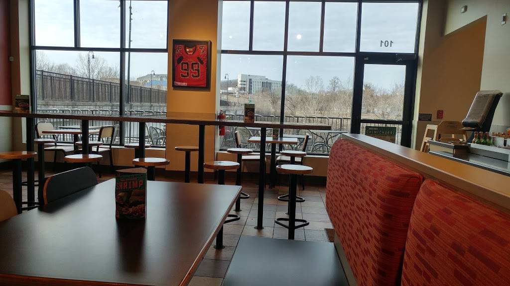 QDOBA Mexican Eats | restaurant | 482 Branson Landing Blvd Ste 101, Branson, MO 65616, USA | 4175988059 OR +1 417-598-8059