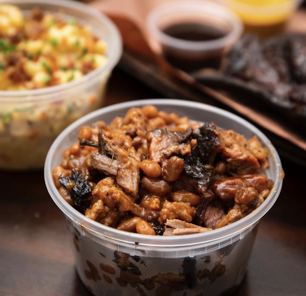 Bubbys BBQ | meal takeaway | 489 South Ave, Rochester, NY 14620, USA | 5853635453 OR +1 585-363-5453