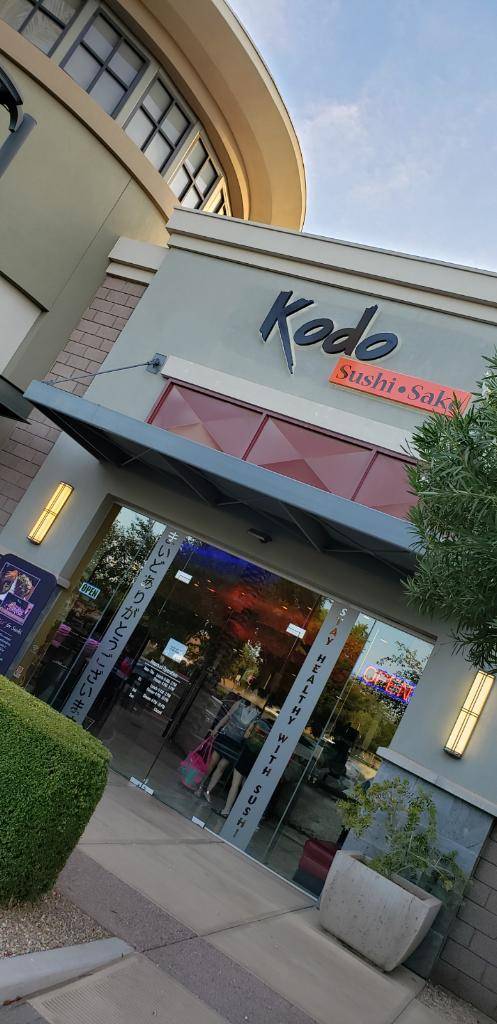 Kodo Sushi Sake | restaurant | 2430 S Gilbert Rd suite 5, Chandler, AZ 85286, USA | 4808213908 OR +1 480-821-3908