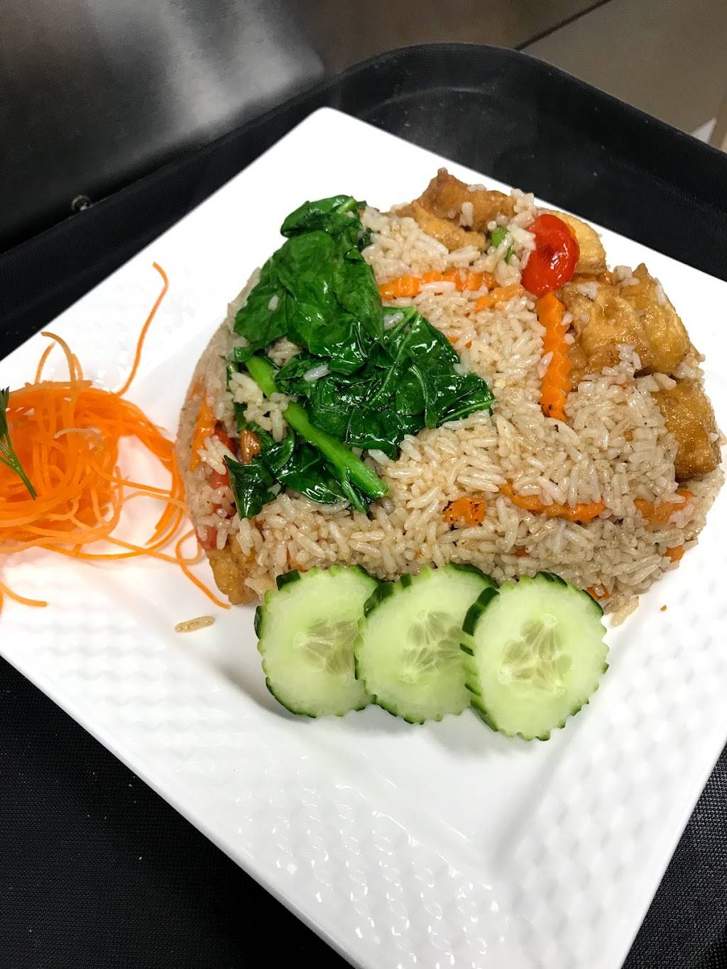 Thai Rainbow | restaurant | 750 Concourse Cir #102, Middle River, MD 21220, USA | 4433178689 OR +1 443-317-8689