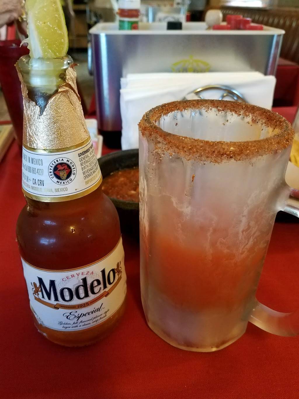 El Ausente | restaurant | 2536 Fremont St, Las Vegas, NV 89104, USA | 7023810968 OR +1 702-381-0968