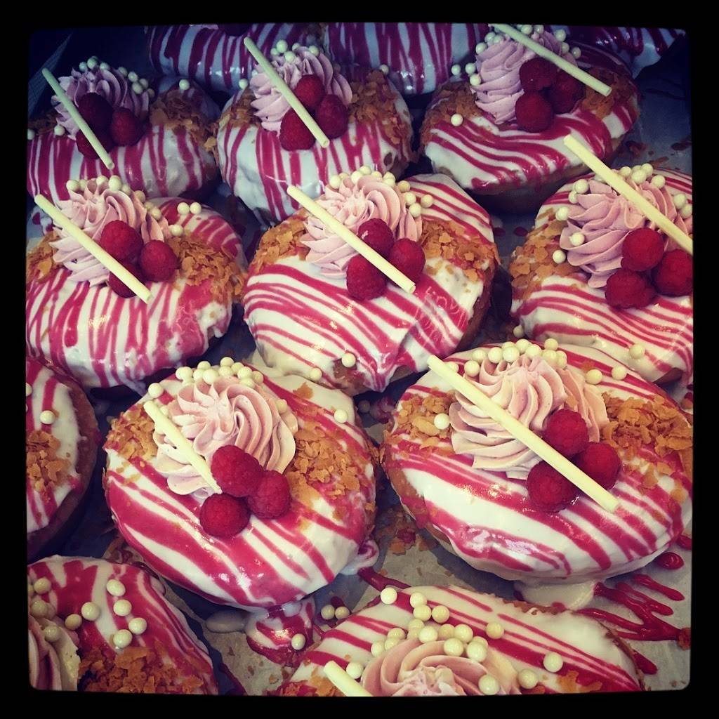 Il Venetian Doughnuts & Gelato | restaurant | Lobby, Key Tower, 127 Public Square, Cleveland, OH 44114, USA | 2162413600 OR +1 216-241-3600