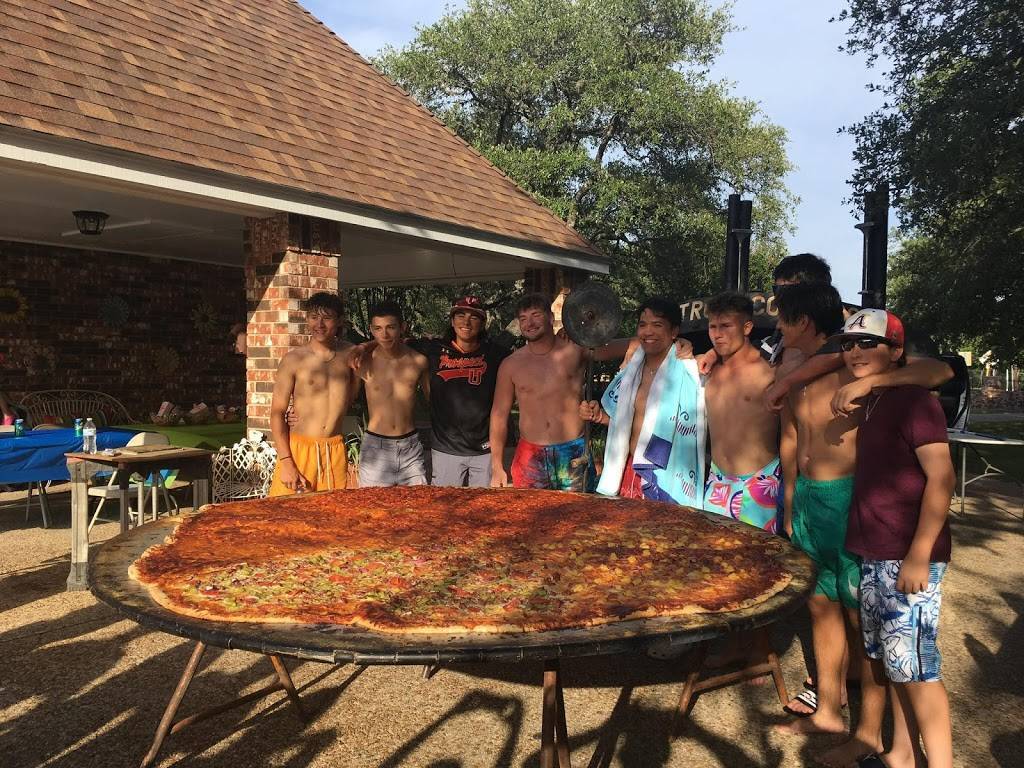 Dirt Road Cookers | restaurant | 737 Co Rd 365, Hondo, TX 78861, USA | 8304449678 OR +1 830-444-9678