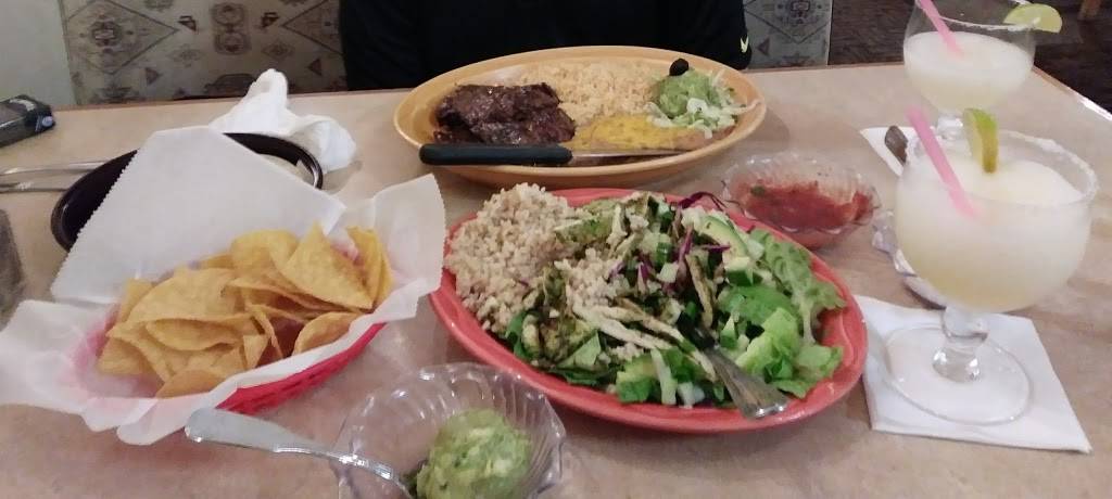 Chapala Mexican Restaurant | restaurant | 136 Oakway Center, Eugene, OR 97401, USA | 5414346113 OR +1 541-434-6113