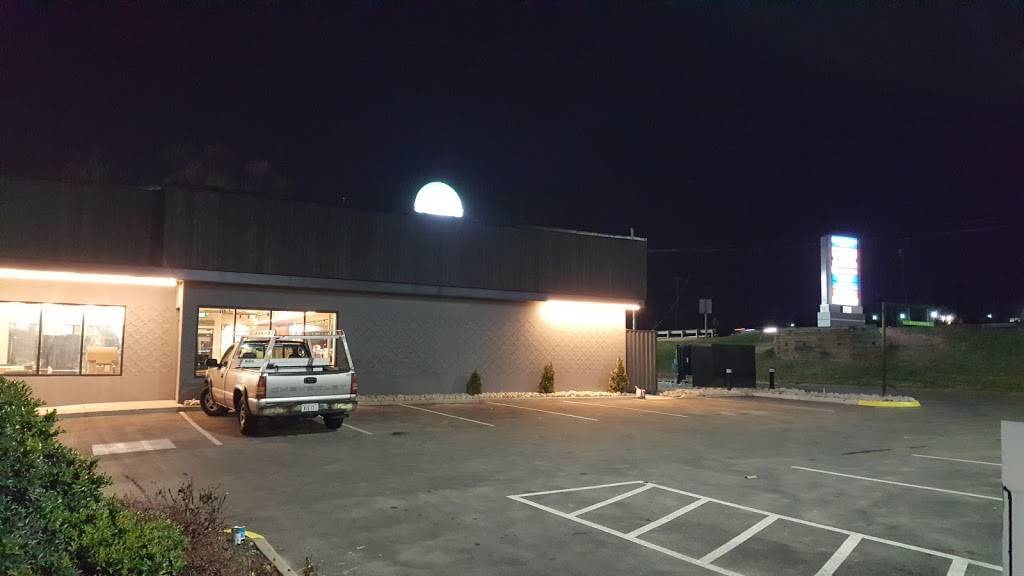 Starbucks | cafe | 46900 Community Plaza, Sterling, VA 20164, USA | 7034215767 OR +1 703-421-5767