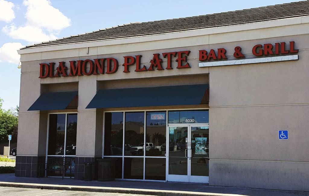 Diamond Plate Bar & Grill | restaurant | 5030 Foothills Blvd, Roseville, CA 95747, USA | 9167720303 OR +1 916-772-0303