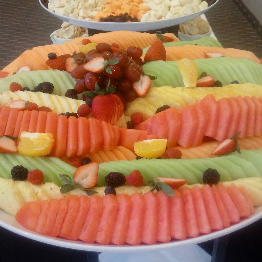 Sophias Restaurant | restaurant | 7320 Greenleaf Ave, Whittier, CA 90602, USA | 5629458526 OR +1 562-945-8526