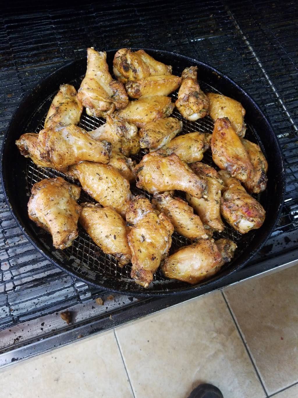 Vitos Pizza & Wings | meal delivery | 1500 Sixth Line, Oakville, ON L6H 2P2, Canada | 9053371500 OR +1 905-337-1500