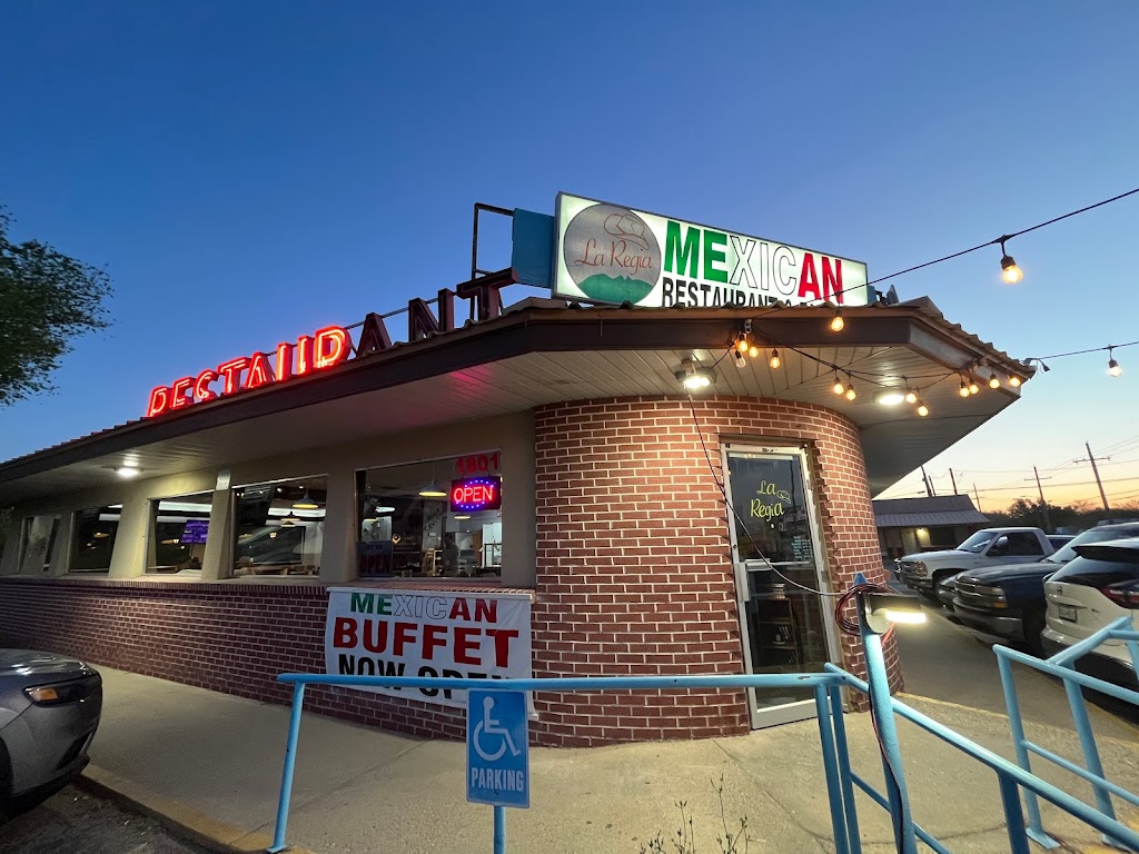 La Regia | restaurant | 1801 S Canal St, Carlsbad, NM 88220, USA | 5759882224 OR +1 575-988-2224