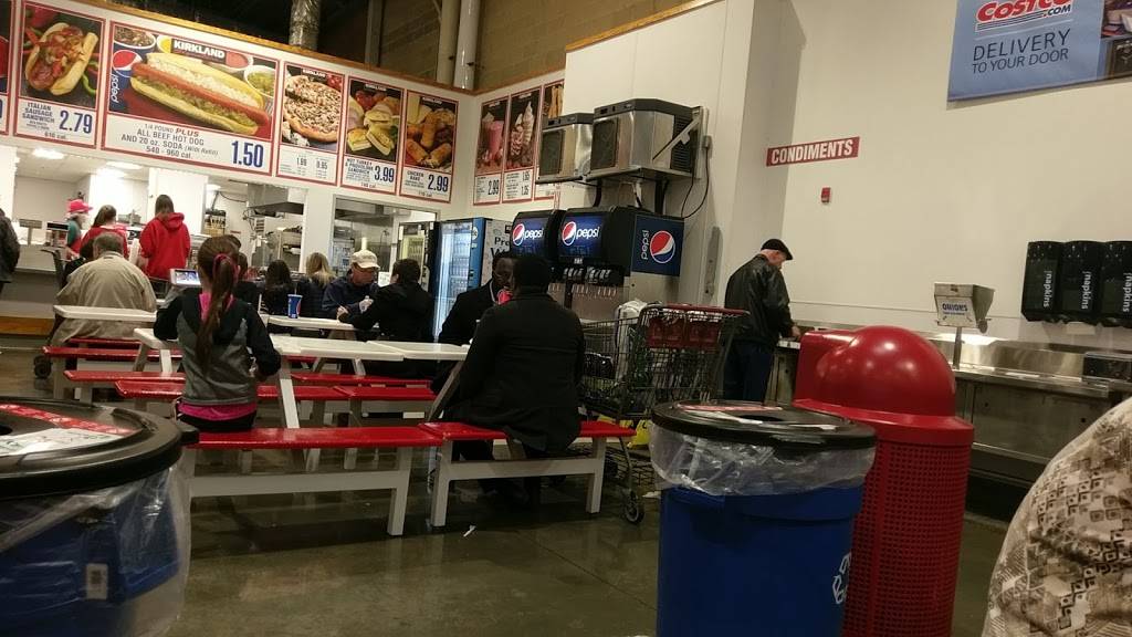 Costco Food Court | meal takeaway | 100 Centerton Rd, Mt Laurel, NJ 08054, USA | 8563593650 OR +1 856-359-3650