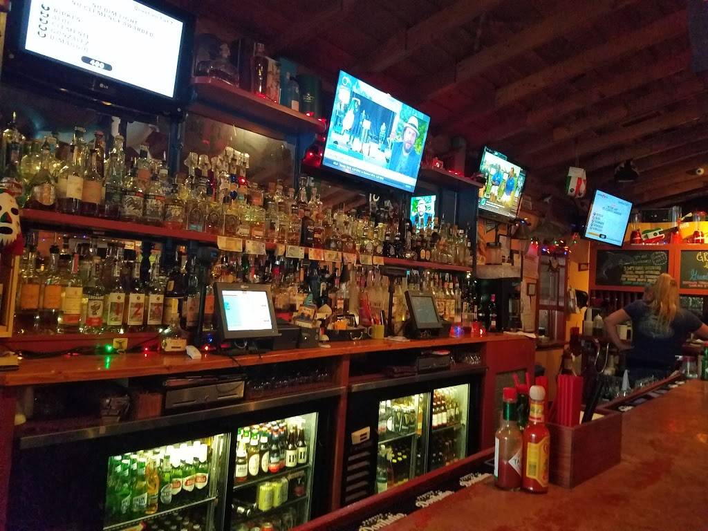 Sharkys Cantina | restaurant | 266 Upper Main St, Edgartown, MA 02539, USA | 5086276565 OR +1 508-627-6565