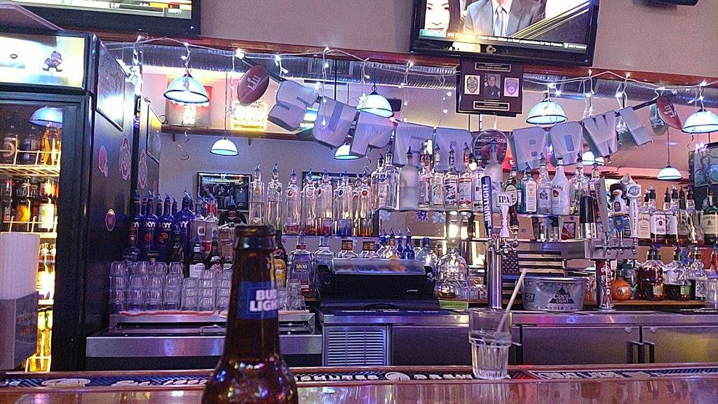 Papa Dons Pub | restaurant | 1891 E Market St, Akron, OH 44305, USA | 3307842400 OR +1 330-784-2400