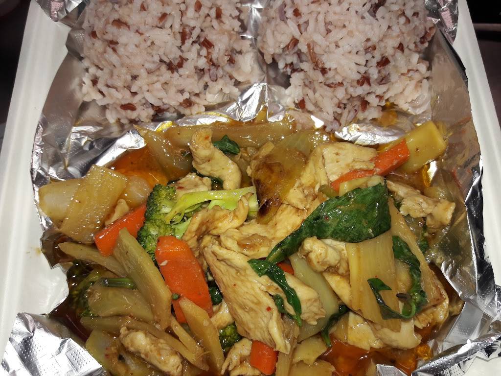 Pandas Thai Food Truck | restaurant | 59-158 Kamehameha Hwy, Haleiwa, HI 96712, USA | 8084258725 OR +1 808-425-8725