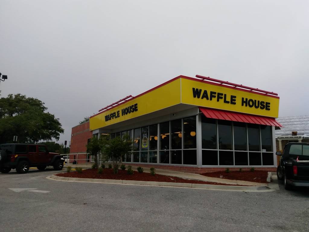 Waffle House | meal takeaway | 2428 Beach Blvd, Biloxi, MS 39531, USA | 2283853396 OR +1 228-385-3396