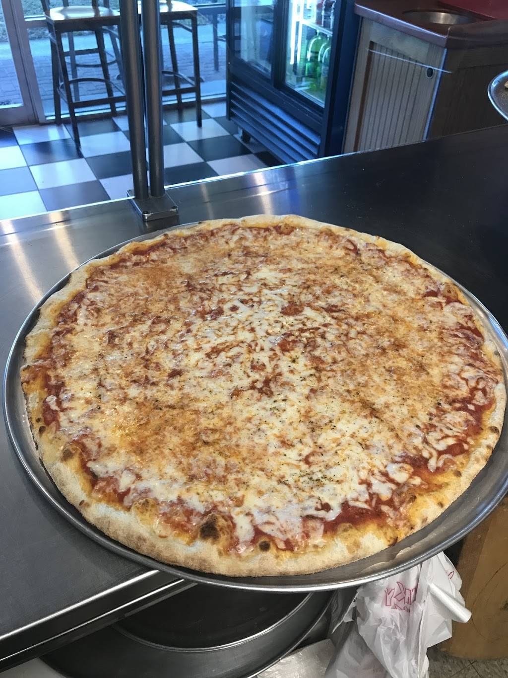 Pizza Ave | restaurant | 1555 Semoran Blvd, Winter Park, FL 32792, USA | 3213254243 OR +1 321-325-4243