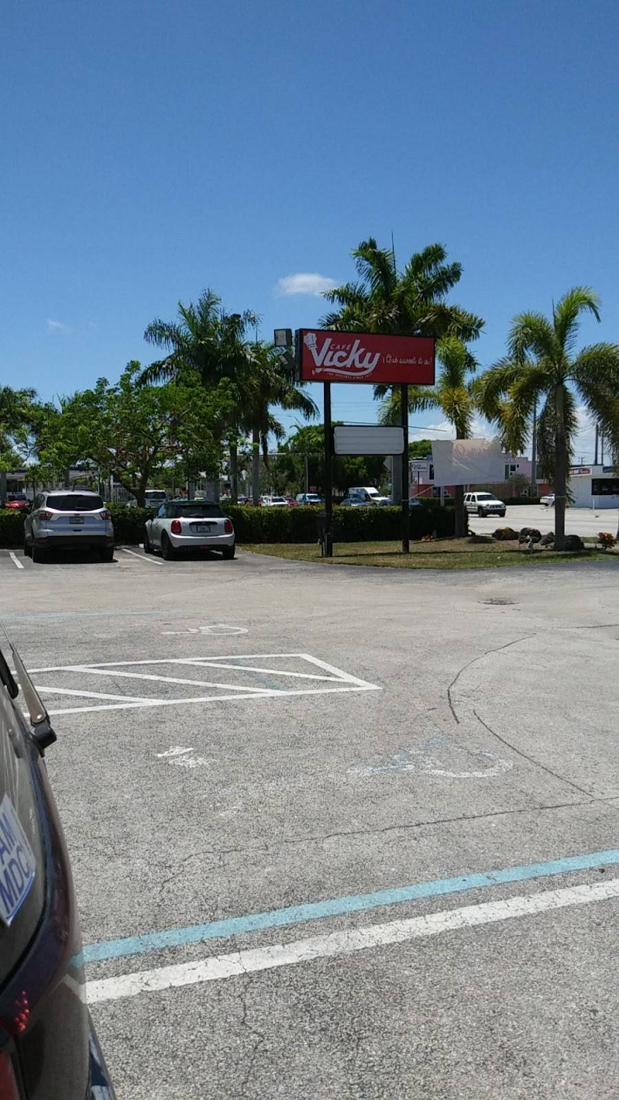 Vicky Bakery | restaurant | 16701 S Dixie Hwy, Miami, FL 33157, USA | 3059645386 OR +1 305-964-5386