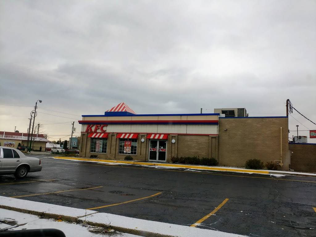 KFC | restaurant | 10556 S Indianapolis Ave, Chicago, IL 60617, USA | 7733748404 OR +1 773-374-8404
