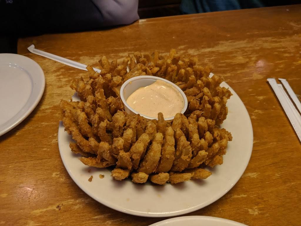 Texas Roadhouse | restaurant | 365 N 500 W, West Bountiful, UT 84087, USA | 8012927427 OR +1 801-292-7427