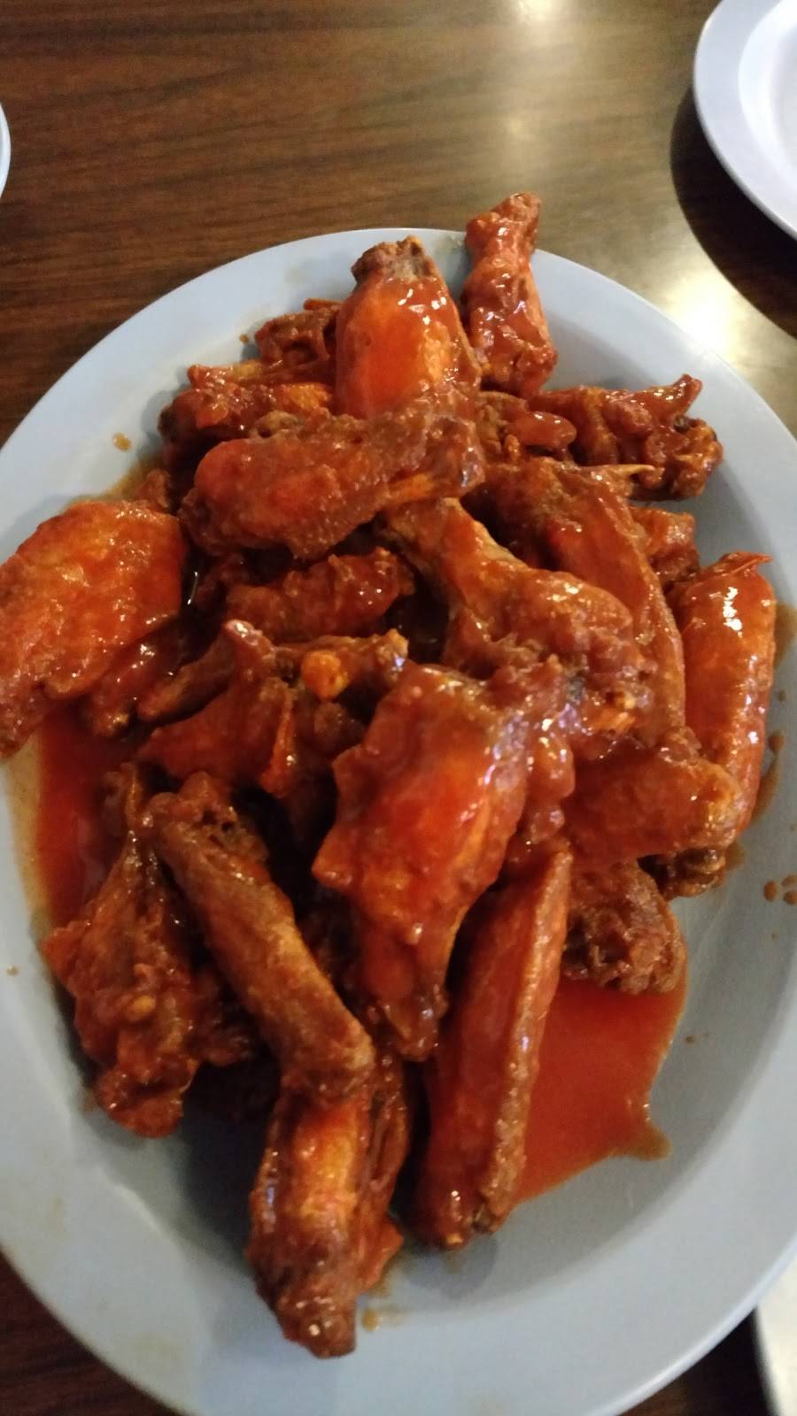 Geneos Pizza Parlor | restaurant | 307 N Main St, Livingston, CA 95334, USA | 2093948444 OR +1 209-394-8444