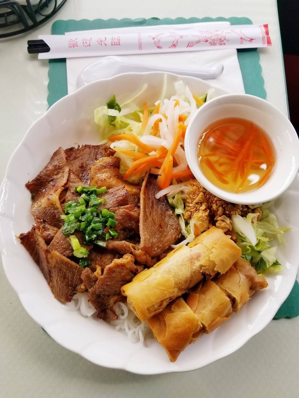 The Pho Cabin | restaurant | 200 State St, Los Altos, CA 94022, USA | 6509171328 OR +1 650-917-1328