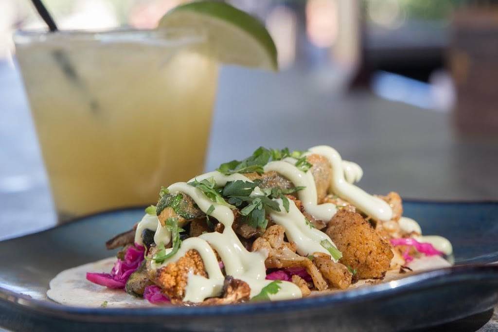 RuRus Tacos & Tequila | restaurant | 159 E Bay St, Charleston, SC 29401, USA | 8436373686 OR +1 843-637-3686