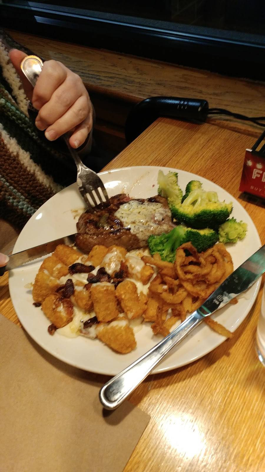 Applebees Grill + Bar | restaurant | 4800 Ridge Rd, Brooklyn, OH 44144, USA | 2163519001 OR +1 216-351-9001