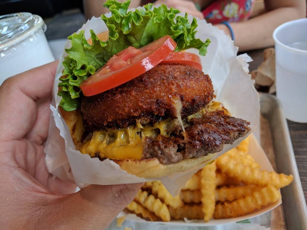 Shake Shack | restaurant | 849 Walt Whitman Rd, Melville, NY 11747, USA | 6313868017 OR +1 631-386-8017