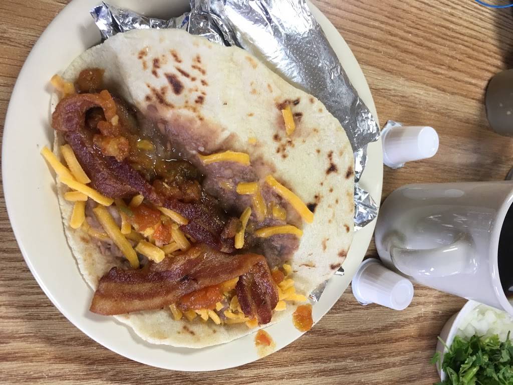 Tacos Martinez | restaurant | 5034 W Commerce St, San Antonio, TX 78237, USA | 2104361729 OR +1 210-436-1729